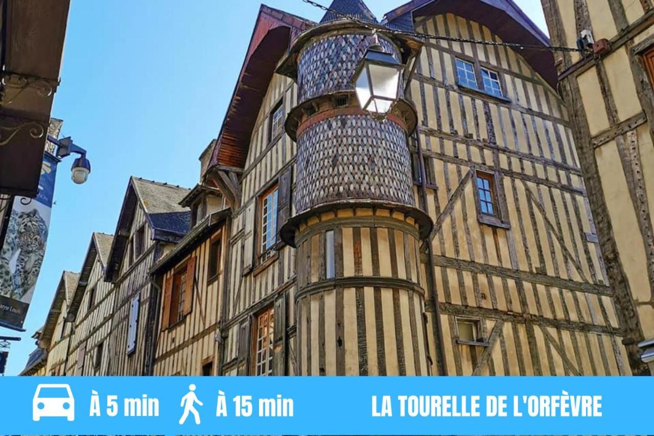 Joli Studio Meuble Tout Equipe Hyper Centre Wifi Apartment Troyes Exterior photo
